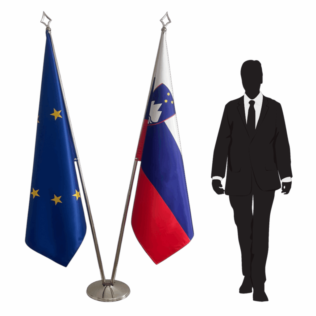 Bandiera della Slovenia su asta