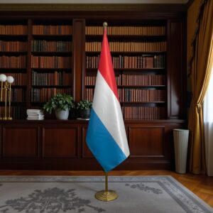 drapeau Luxembourg avec mat