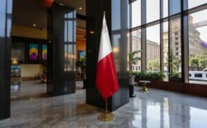 drapeau Malte avec mat