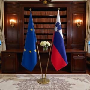 drapeau Slovenie avec hampe