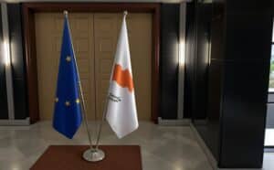 drapeau Chypre et UE