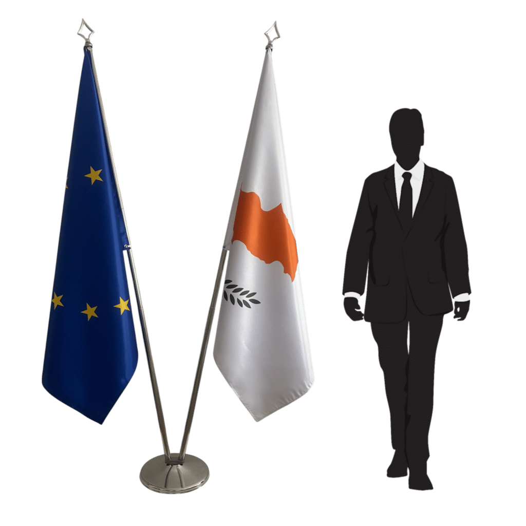 bandiera di cipro in piedi