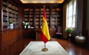 drapeau espagne avec pied