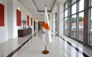 socle drapeau Chypre